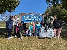 Mackinac Island Public...