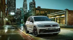 Das ist aber schon bekannt. Vw Tiguan Black Style Neues R Line Designpaket Bestellbar Suv Motors De
