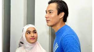 Biodata baim wong dan paula dari hari ke hari semakin gencar digali oleh netizen, khususnya dalam kurun waktu satu tahun belakang ini. Baim Wong Isyaratkan Nikahi Elfira Loy Tahun Ini Showbiz Liputan6 Com