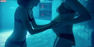 Naked Benedetta Porcaroli in 18 Presents < ANCENSORED