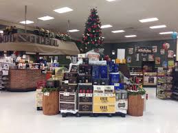 Shoprite Parsippany Christmas Gift Set Display Retail Display Christmas Display Store Displays
