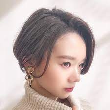 横顔シルエット美人なショートヘア へぎしょうた sand 簡単 ヘアアレンジ ロング ピクシー ヘアスタイル 美髪