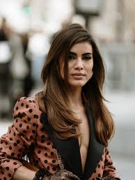 Lockenwickler Blow Out: So gelingt die voluminöse Frisur