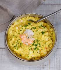 Oeufs Brouilles Au Lait De Coco Curcuma Et Crevettes Et Si C Etait Bon Recettes De Cuisine Plat Repas