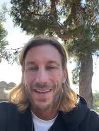 Ryan Mclane's Instagram, Twitter & Facebook