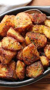 The Best Crispy Roast Potatoes Ever Recipe Recipe Crispy Roast Potatoes Recipes Potato Side Dishes