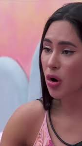 Isabelle fala para Beatriz e Alane: "A gente iria ter que se votar, esse  momento ia chegar. E que... eu era opção para vocês e vocês obviamente pra  mim. O Davi não é opção nunca pra mim." #BBB24 ...