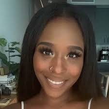 Summer Easley's Instagram, Twitter & Facebook