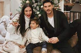 She is best known for joining survivor turkey. Almeda Abazi Se Shpejti Nene E Nje Vajze Ja Emri Qe Ka Zgjedhur Almakos Com