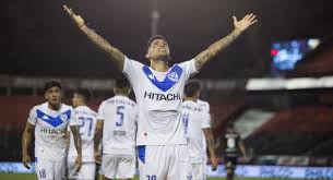 Velez sarsfield won 17 direct matches.lanus won 13 matches.12 matches ended in a draw.on average in direct matches both teams scored a 2.17 goals per match. Velez Sarsfield Vs Lanus Que Canal Transmitira En Vivo La Semifinal De La Copa Sudamericana