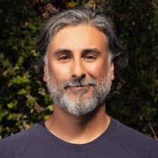 Kristin Maverick's Instagram, Twitter & Facebook