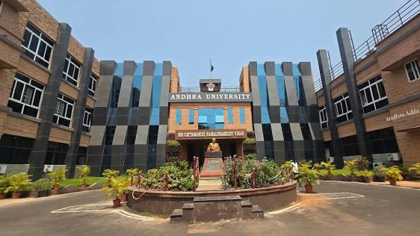 99 Years Of Andhra UNIVERSITY Andhra University was established in 1926 by  the Madras Act of 1926, serving the entire linguistic region of Andhra. Andhra  University is celebrating its 99th anniversary on