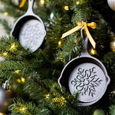 Maybe you would like to learn more about one of these? Lodge Mini Snowflake Cast Iron Skillet