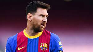 Aug 09, 2021 · biographie lionel messi mise à jour le 18/02/2021 a 13 ans, lionel messi quitte les newell's old boys pour rejoindre la masia, le centre de formation du barça.convaincu par son talent, le club catalan prend en charge le traitement hormonal dont l'argentin a besoin à l'adolescence, pour contrer son problème de croissance. Lionel Messi La Star De Barcelone Accepte De Rester Avec Un Salaire Reduit Thepressfree