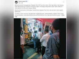 Zahid peluk hadi di pentas muktamar pas. Ahmad Zahid Doa Abdul Hadi Sembuh Kembali Sihat