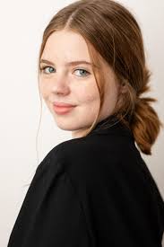 Secrets of Sulphur Springs" Only Time Will Tell (TV Episode 2022)