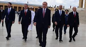 Şuan akp tabanı için üç numaralı. Soylu Dan Albayrak Ile Araniz Kotu Mu Sorusuna Yanit