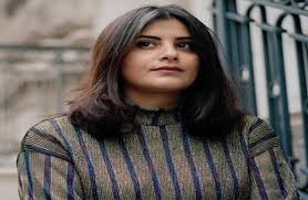Born 31 july 1989) is a saudi women's rights activist, a social media figure, and a former political prisoner. ØªØºØ±ÙŠØ¯Ø© Ù…Ø«ÙŠØ±Ø© Ù„ÙˆØ§Ù„Ø¯ Ù„Ø¬ÙŠÙ† Ø§Ù„Ù‡Ø°Ù„ÙˆÙ„ Ø¹Ù† Ø§Ù„ØªØ­Ø±Ø´ Ø¨Ù‡Ø§ ÙˆØªØ¹Ø°ÙŠØ¨Ù‡Ø§
