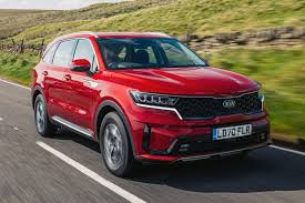 Starting march 15, cars are available for purchase in the territory of russia, to choose from 8 sets, including brand new red and suede trim. Kia Sorento Review Heycar