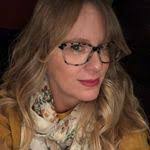 Dawn Stoltz's Instagram, Twitter & Facebook