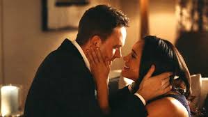 Is an attorney and former associate and paralegal at specter litt, the daughter of robert zane and the wife of mike ross. Innerhalb Meghan Markle S Sexiest Anzuge Momente Von Dampfenden Romps Zu Dieser Hochzeit Aktuelle Boulevard Nachrichten Und Fotogalerien Zu Stars Sternchen