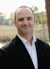 Shannon Shortridge's Instagram, Twitter & Facebook