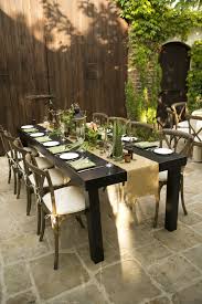 A Touch Of Jute For The Table Runner And Olive Green Shantung Napkins Photo Courtesy Of Christine Bentley Photograp Table Linen Rentals Table Linen Rentals