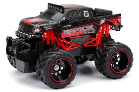 It also features a detailed paint job and a full function radio control so what are you waiting for? New Bright 1 24 Scale Ford Raptor Radio Control Truck Walmart Com Walmart Com