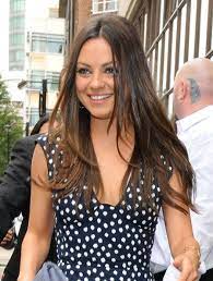 Mila Kunis Mila In Beautiful Fashion Form Out And About On The Streets Of London Uk While Promoting Mila Kunis Hair Balayage Hair Balayage Brunette