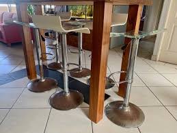 Petite Annonce Annonces A Tahiti En Polynesie Bar Stools Decor Stool