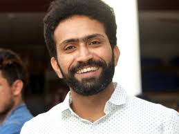 Shine Tom Chacko Opens up About his new Movie Adithattu Sea Shooting  Experiance,കരയില്‍ നിന്ന് കാണുന്നതല്ല കടല്‍, വല്ലാതെ ഭയപ്പെടുത്തി,അനുഭവം  വെളിപ്പെടുത്തി ഷൈന്‍ ടോം ചാക്കോ ...
