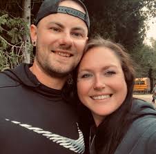 Tonight we're back with 2 all new episodes! Starting at 8pm with Machine  Gun Kelly, then right after we have Tank #manufacturingamazing  #dyrdekmachine