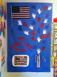 This patriotic activity is great for veterans day, the fourth of july, and flag day. Bulletin Board Ideas For Memorial Day Memorial Day Diy Red White Blue Magnets White Gunp Durian Runtuh