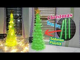 Jika kamu belum tahu cara membuat bintang dari kertas. Tutorial Pohon Natal Dari Sedotan Plastik Christmas Tree From Drinking Straw Youtube Pohon Natal Pohon Natal