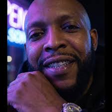 Love the way you organized the closet 👏🏽