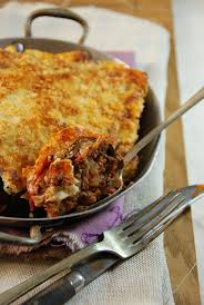 Moussaka Gratin D Aubergine Au Boeuf Recette Tangerine Zest Recette En 2020 Gratin Aubergine Recette Moussaka Moussaka