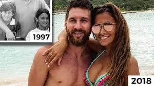 Both she and victoria beckham married soccer superstars. How Lionel Messi Seduced His Childhood Friend Antonella Roccuzzo Oh My Goal Youtube