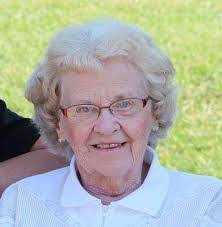 Dorothy Sloan's Instagram, Twitter & Facebook