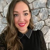 Amanda Zenner's Instagram, Twitter & Facebook