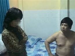 Trường hợp xuất ngoại của Cù Huy Hà Vũ và bàn về Xuất khẩu "zân chủ"