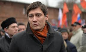 Последние новости об арестованном политике дмитрии гудкове sobesednik.ru рассказала его супруга валерия. Dmitrij Gudkov Zanoza Dlya Putina Obshestvo Inosmi Vse Chto Dostojno Perevoda