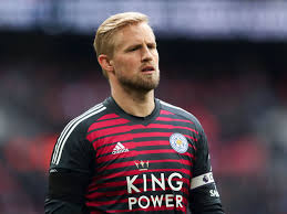 Born 18 november 1963) is a danish former professional footballer who played as a goalkeeper. Peter Schmeichel Admits Desire To See Son Kasper Play For Manchester United 90min