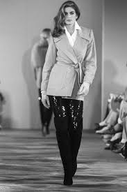 Crawford would be the first person to admit that she might enjoy a glass of bubbly at tsum globus gourmet gastronome, a fashion restaurant. From The Archives Cindy Crawford S 90s Supermodel Runway Style Fitforhealth News
