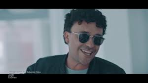 Andrés cepeda lyrics with translations: Andres Cepeda Colombia S Soulful Singer Is Back American Latino Youtube