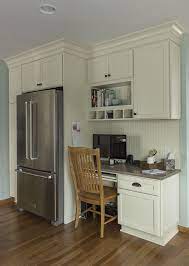 Photo Courtesy Of Ksi Designer Amanda Birkner Birmingham Mi Dura Supreme Crestwood Arcadia Panel In Antique White Kitchen Kitchen Cabinets Kitchen And Bath