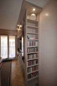 Bibliotheque Laterale Pour Masquer Le Cote De L Agencement En Entrant Dans La Chambre Placard Chambre Bibliotheque