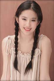 Lưu diệc phi (sinh ngày 25 tháng 8 năm 1987) là nữ diễn viên người trung quốc được biết đến với vai vương ngữ yên trong tân thiên long bát bộ và tiểu long nữ trong thần điêu đại hiệp. Chiem NgÆ°á»¡ng Nhan Sáº¯c LÆ°u Diá»‡c Phi Thá»i Ká»³ Ä'á»‰nh Cao Tháº§n Tien Tá»· Tá»· La Ä'ay Chá»© Ä'au