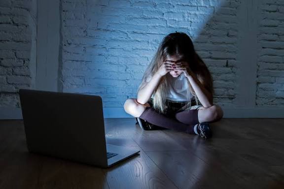 Acoso en redes sociales