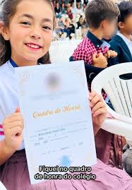 Distinguida para o Quadro de Honra do colégio🥹 #forçaehonra  #colegiosprivados #estudar #marialeonorcabral #leonorcabral
