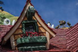 Bol bol eğlenip, bol bol paylaşabilirisiniz. Haus Der Karikatur Kostenloses Stock Bild Public Domain Pictures